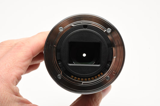 Sony 55-210mm f4.5-6.3 E-Mount lens, Hood+Caps, Bargain, Still good