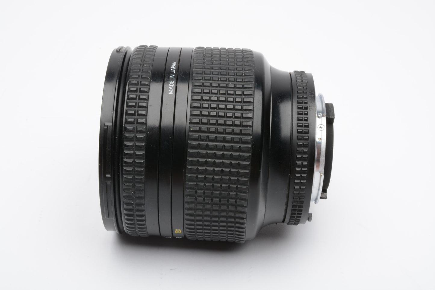 Nikon AF Zoom-Nikkor 24-120mm f3.5-5.6D zoom lens, caps, Nice!