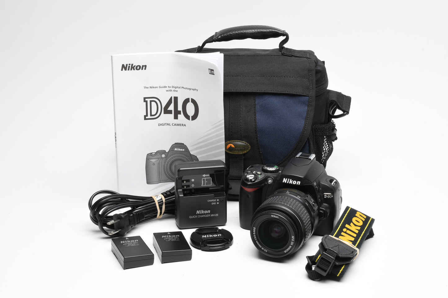 Nikon D40 DSLR body w/Nikkor 18-55mm f3.5-5.6G ED II, 2Batts+Case, Great!