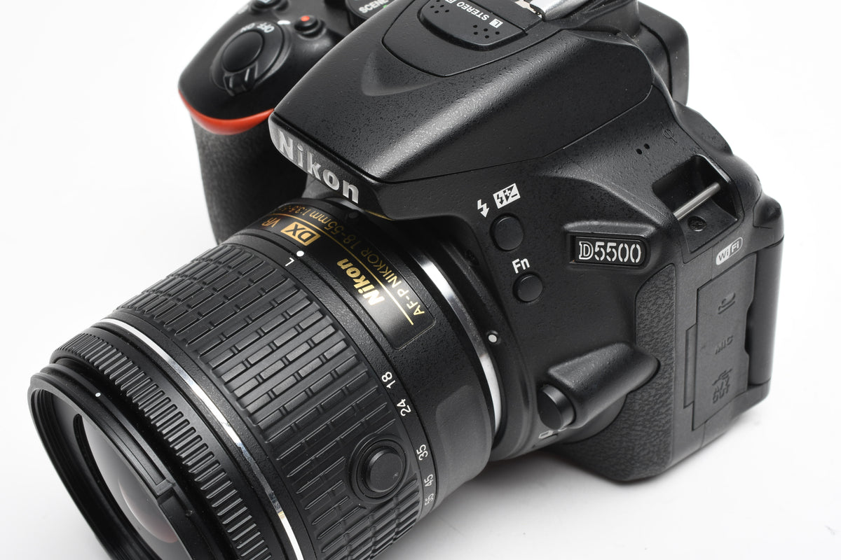 Nikon D5500 DSLR w/AF-P 18-55mm f3.5-5.6 VR, batt, charger 10,510 Acts!