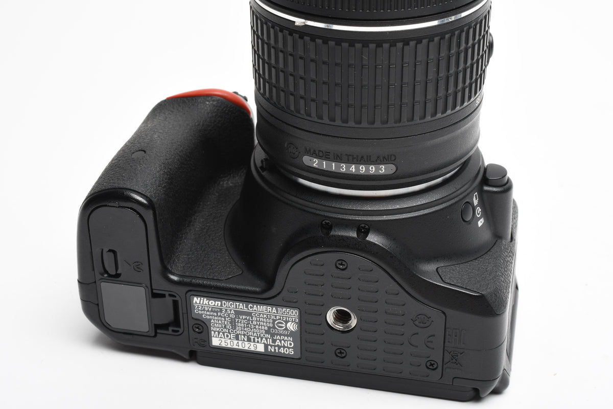 Nikon D5500 DSLR w/AF-P 18-55mm f3.5-5.6 VR, batt, charger 10,510 Acts!