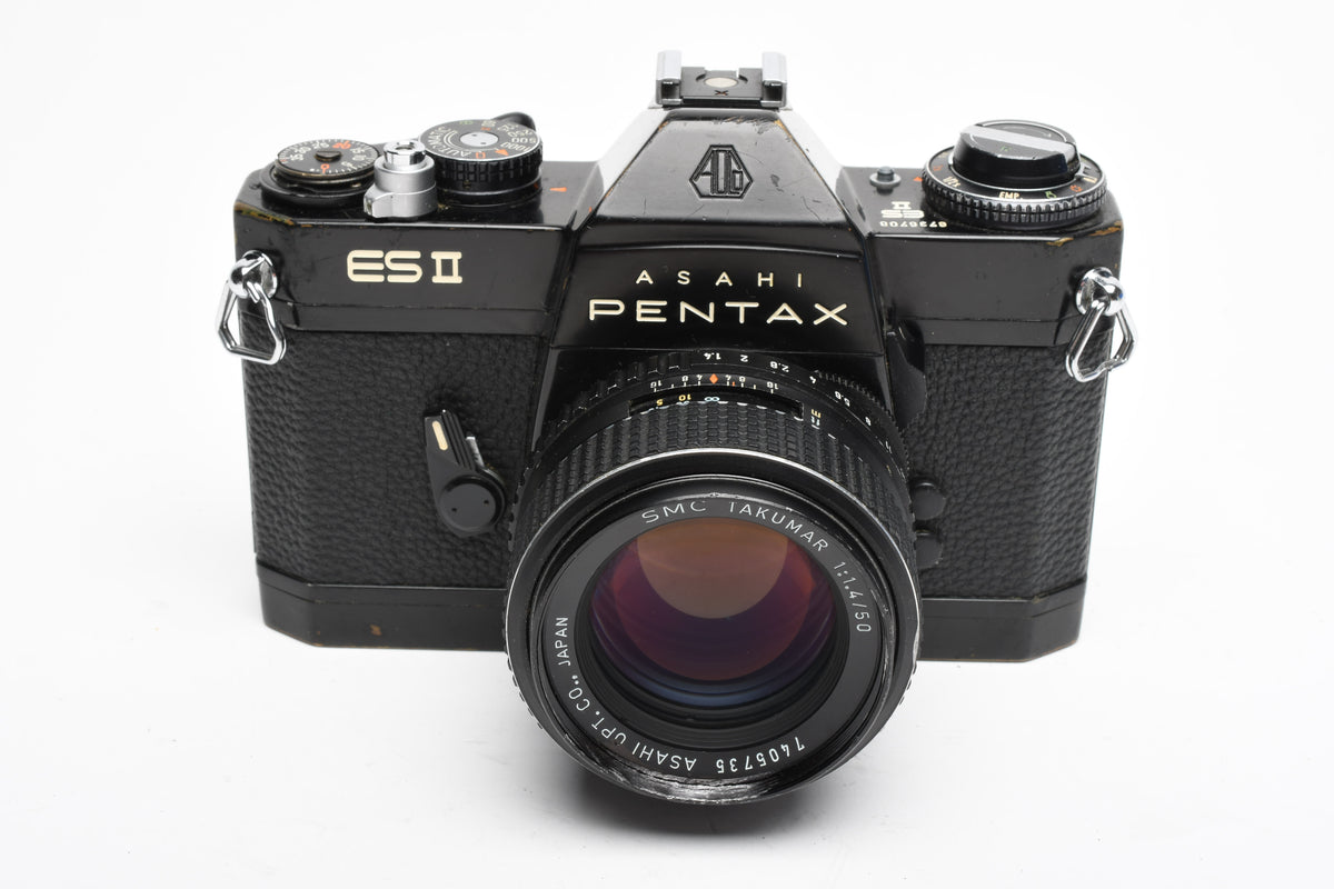 Pentax ES II Black 35mm SLR w/50mm F1.4 prime lens, case, Good! Tested