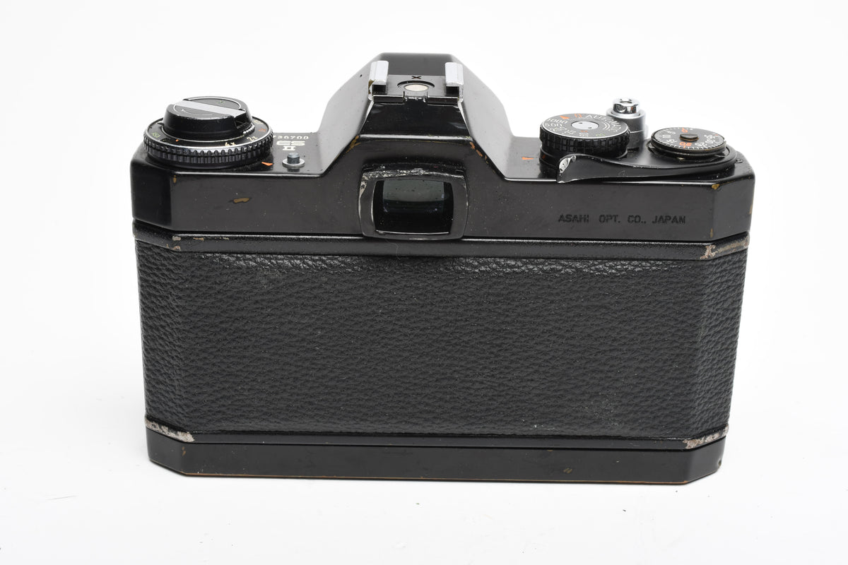 Pentax ES II Black 35mm SLR w/50mm F1.4 prime lens, case, Good! Tested