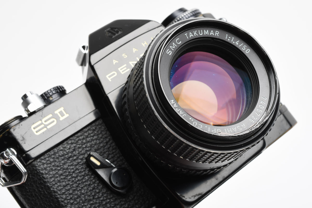 Pentax ES II Black 35mm SLR w/50mm F1.4 prime lens, case, Good! Tested