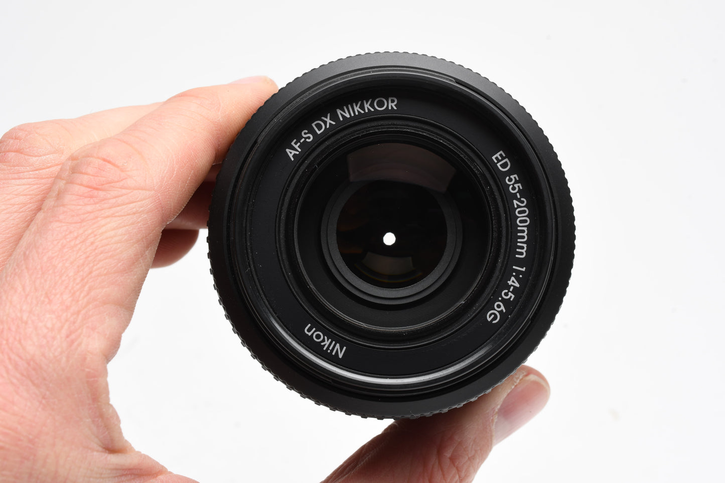 Nikon AF-S 55-200mm f4-5.6G ED VR DX SWM, Hood, Caps, Pouch, Mint-