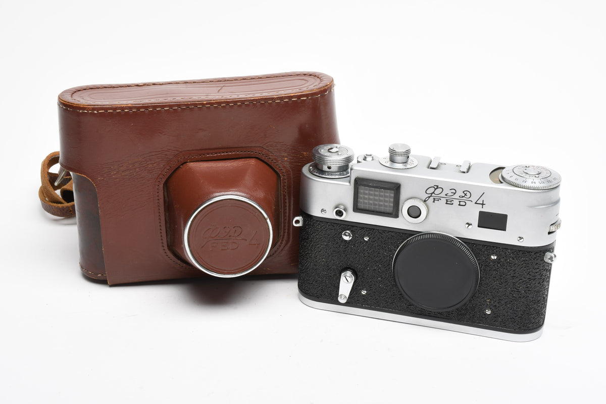 Fed 4 Rangefinder 35mm Camera Body w/ Original Leather Case (USSR) works!