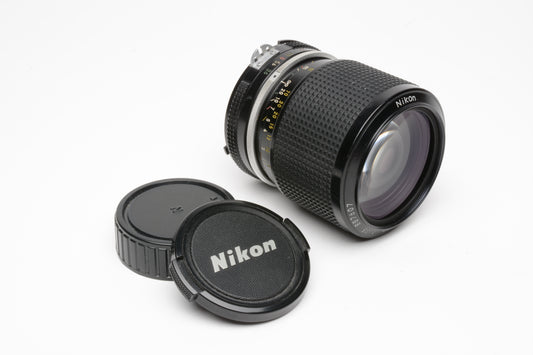 Nikon Nikkor 43-86mm f3.5 zoom lens, Nikon AI mount, caps