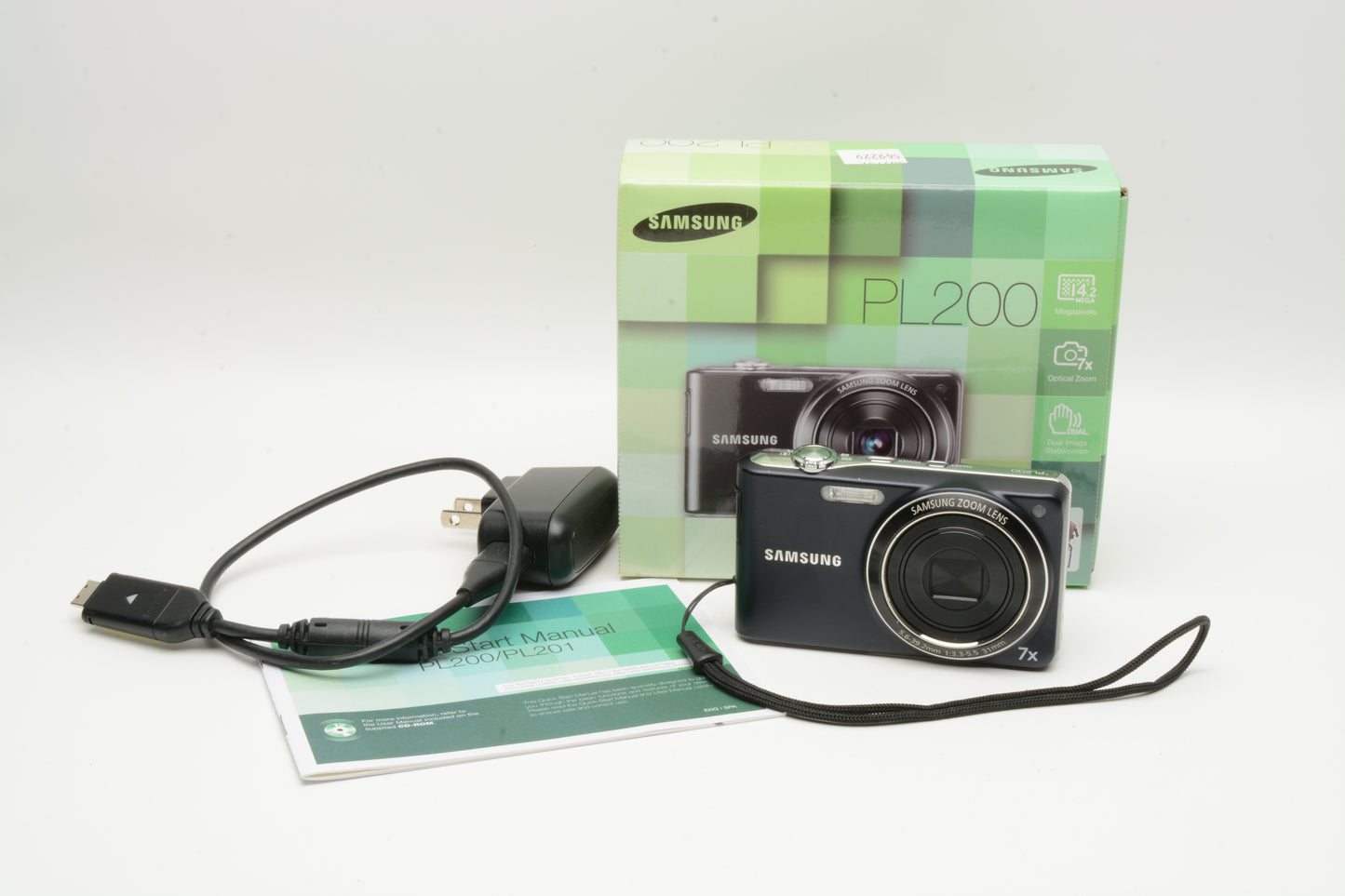 Samsung PL200 14.2MP Digital Point&Shoot camera, Boxed, Great!