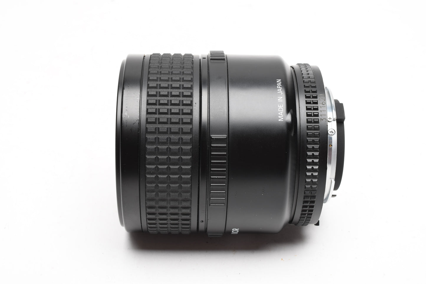 Nikon AF 60mm f2.8D Micro Nikkor lens, caps, Very sharp! Clean