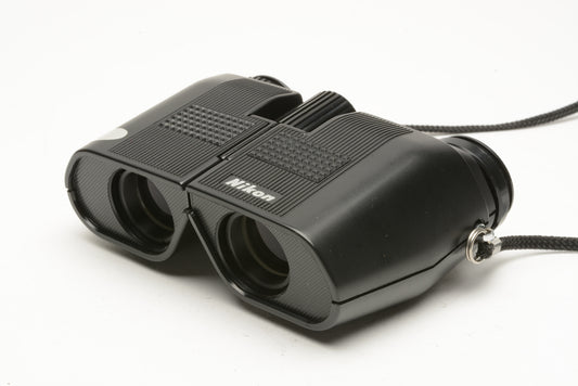 Nikon 7x20 7.1° Compact Binoculars With Case, strap, Still great, *Read