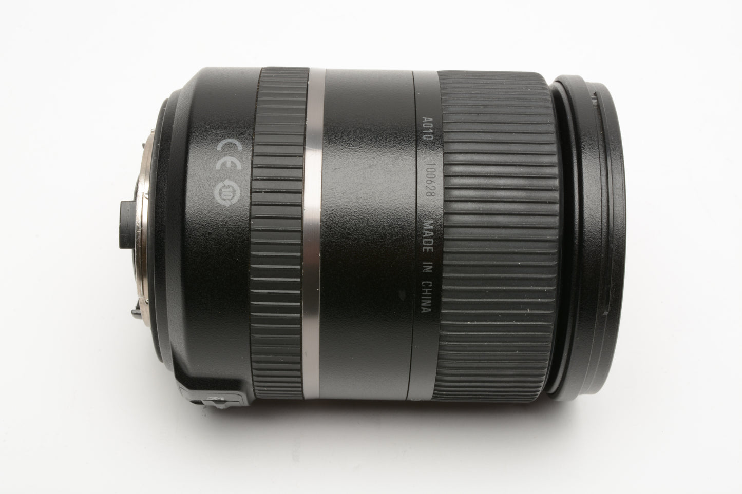 Tamron AF 28-300mm f3.5-6.3 Di VC PZD for Nikon, Mint- Boxed, USA, w/Hood