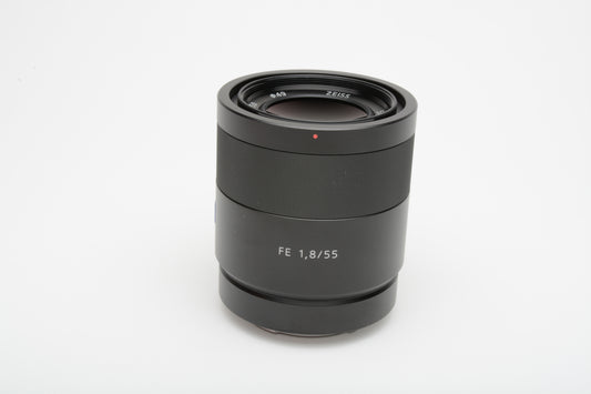 Sony FE 55mm f1.8 ZA SEL55f18Z lens w/hood, caps, boxed, Mint