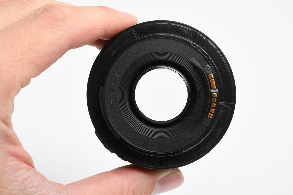 Canon EF 50mm f1.8 II prime lens, caps, Clean, + UV filter, Nice