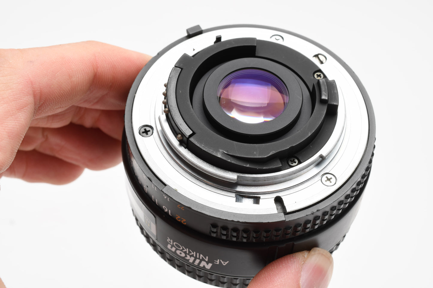 Nikon AF Nikkor 28mm f2.8 wide lens, caps nice & clean!
