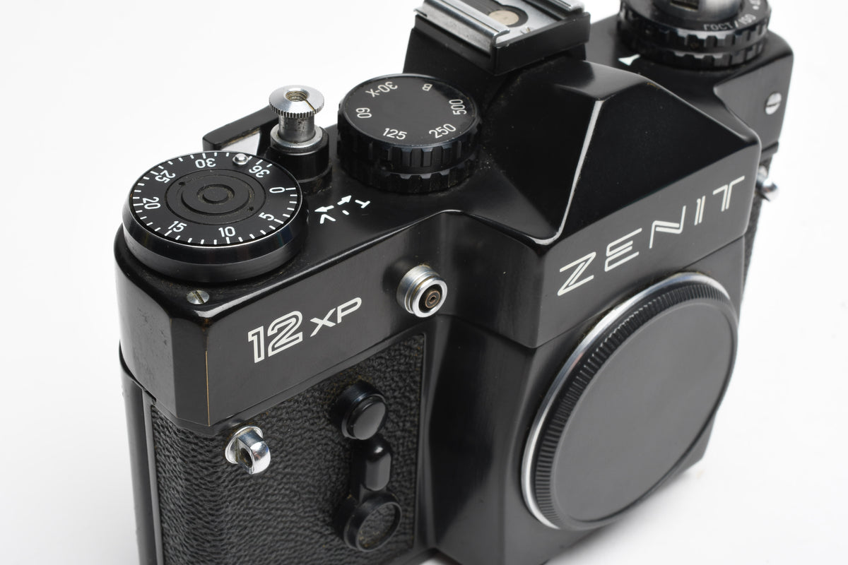 Zenit 12 XP 35mm SLR Body (Black), Tested, works!