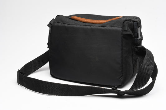 Tamrac 604 Zoom Traveler 4 Shoulder Bag, Black, Clean