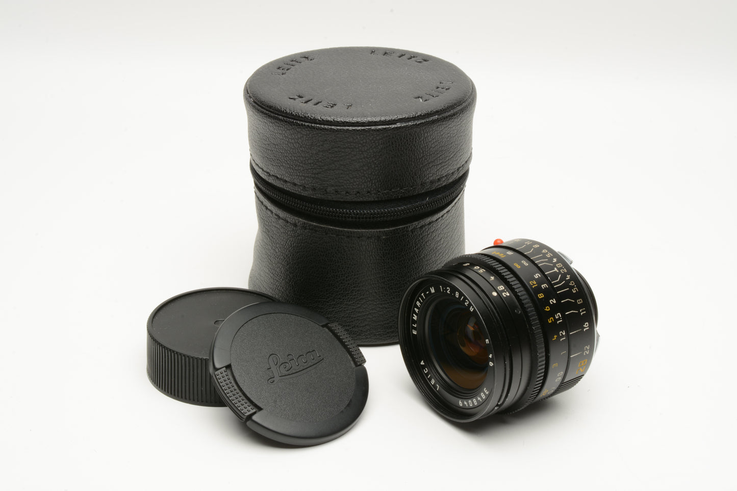 Leica 28mm f2.8 Elmarit-M 11809 E46 6Bit lens w/caps + case, Great!
