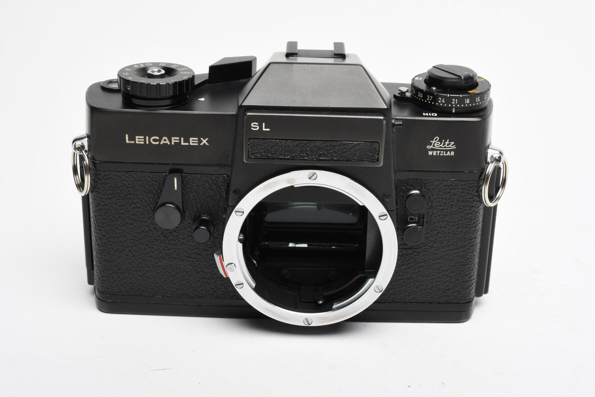Leica Leicaflex SL Black Body, 1/2 case, Gorgeous condition, Great!