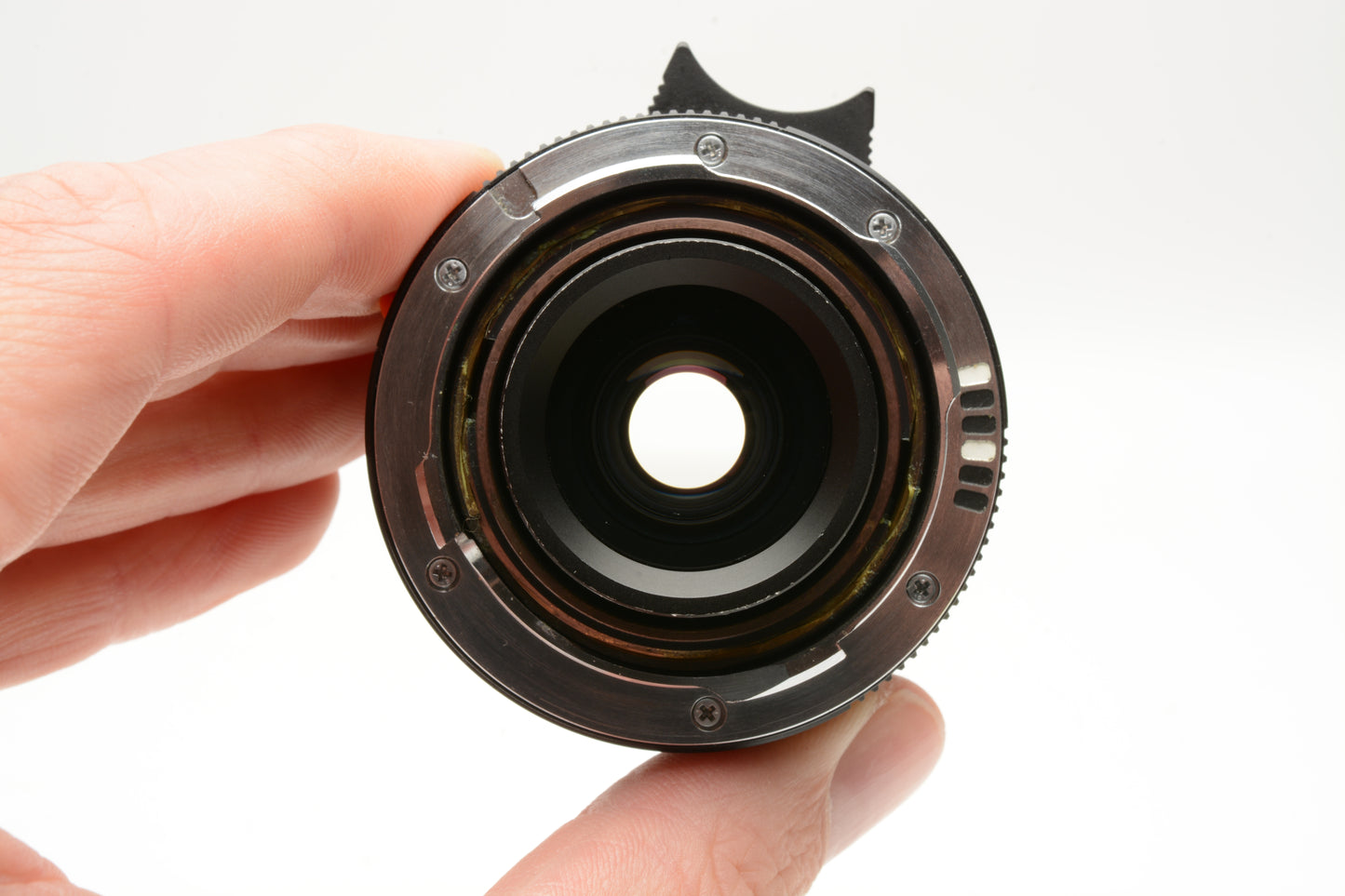 Leica 28mm f2.8 Elmarit-M 11809 E46 6Bit lens w/caps + case, Great!