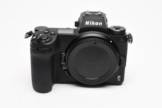 Nikon Z7 II Body, USA Version, Only 5154 Acts!! Mint- Low use, Boxed