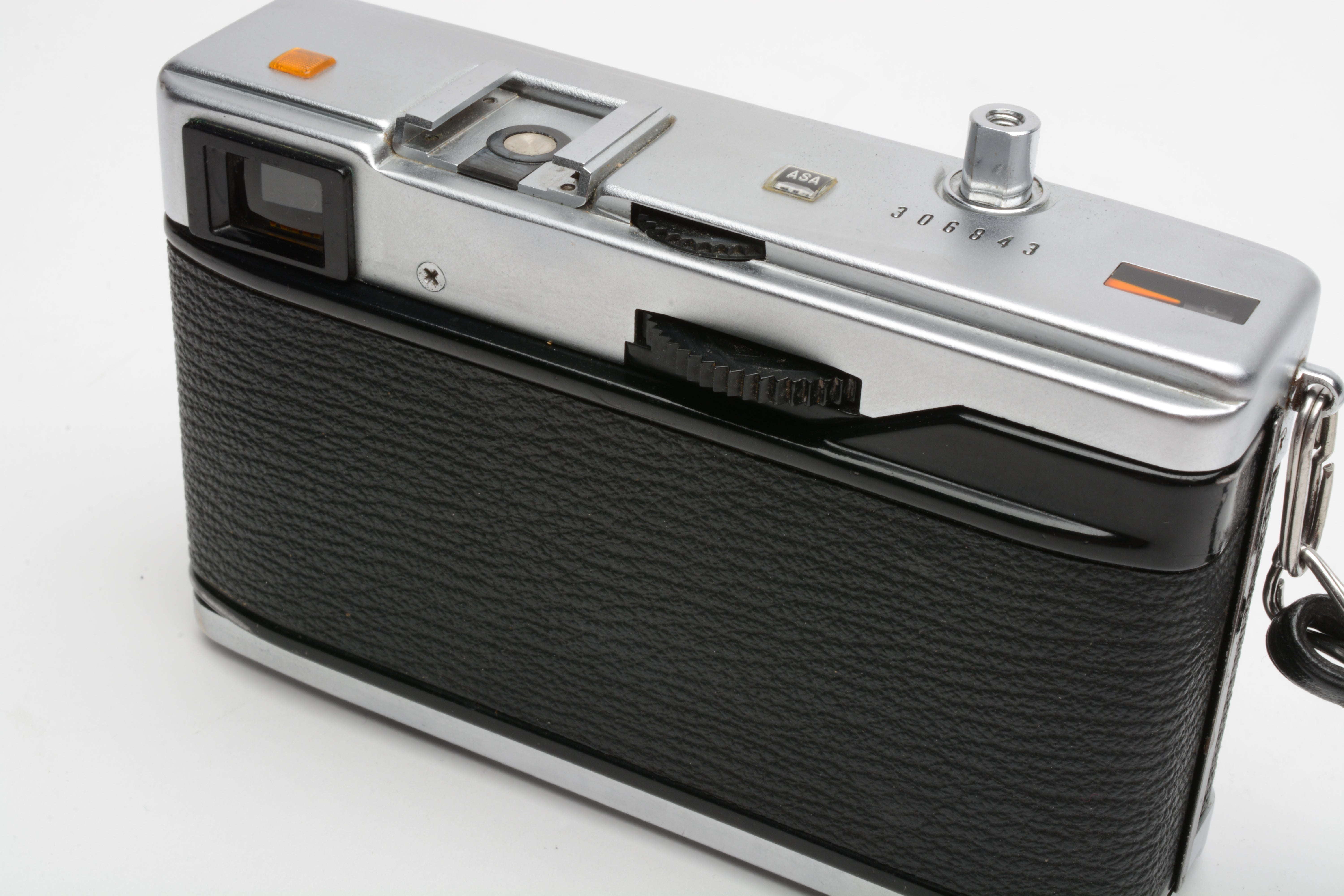 Olympus 35 EC (Chrome) 35mm Rangefinder w/42mm 2.8 lens, case, New