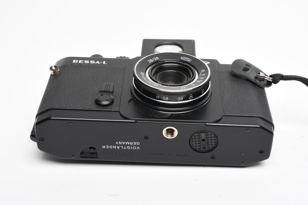 Voigtlander Bessa-L w/Industar 28mm f2.8 Pancake lens and Optical finder, Great!