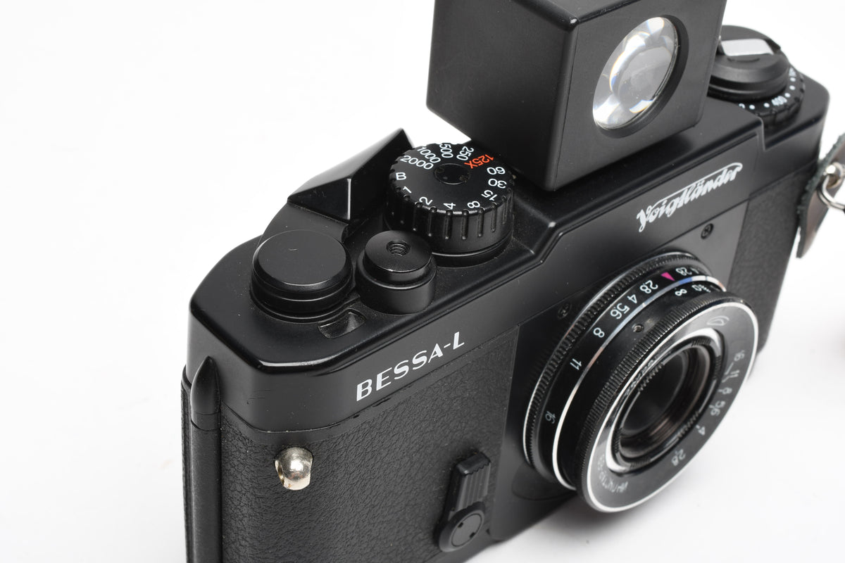 Voigtlander Bessa-L w/Industar 28mm f2.8 Pancake lens and Optical finder, Great!