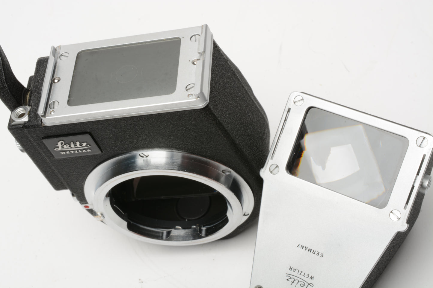 Leica Visoflex III Reflex Housing 16498 w/OTXBO Finder, clean w/Caps