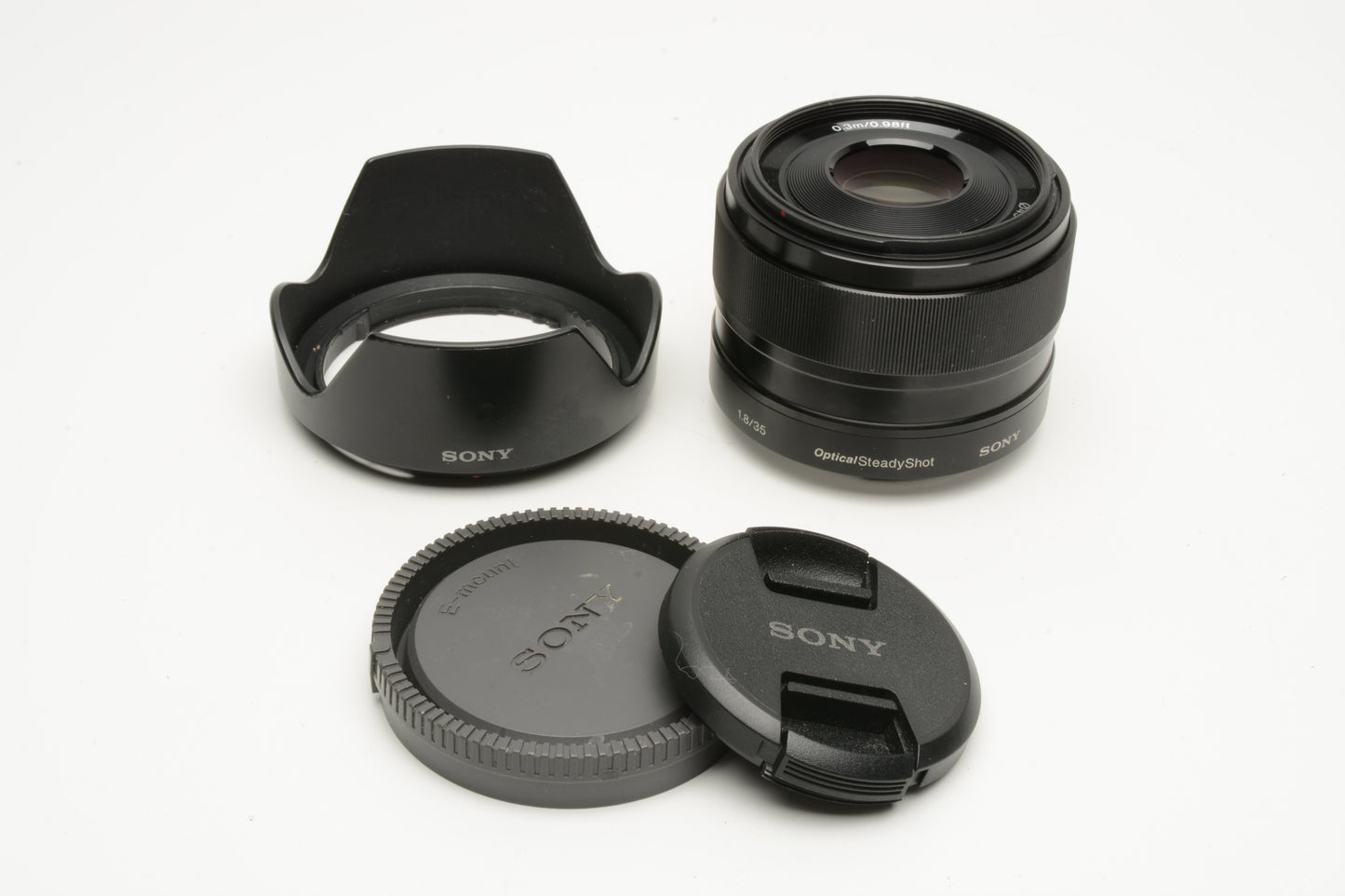 Sony 35mm f1.8 SEL35F18 wide angle E-mount lens, caps, hood, Mint-