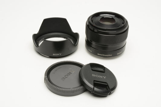 Sony 35mm f1.8 SEL35F18 wide angle E-mount lens, caps, hood, Mint-