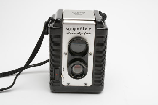 Argoflex Seventy-Five 620 format TLR camera, Works! Clean, Vintage