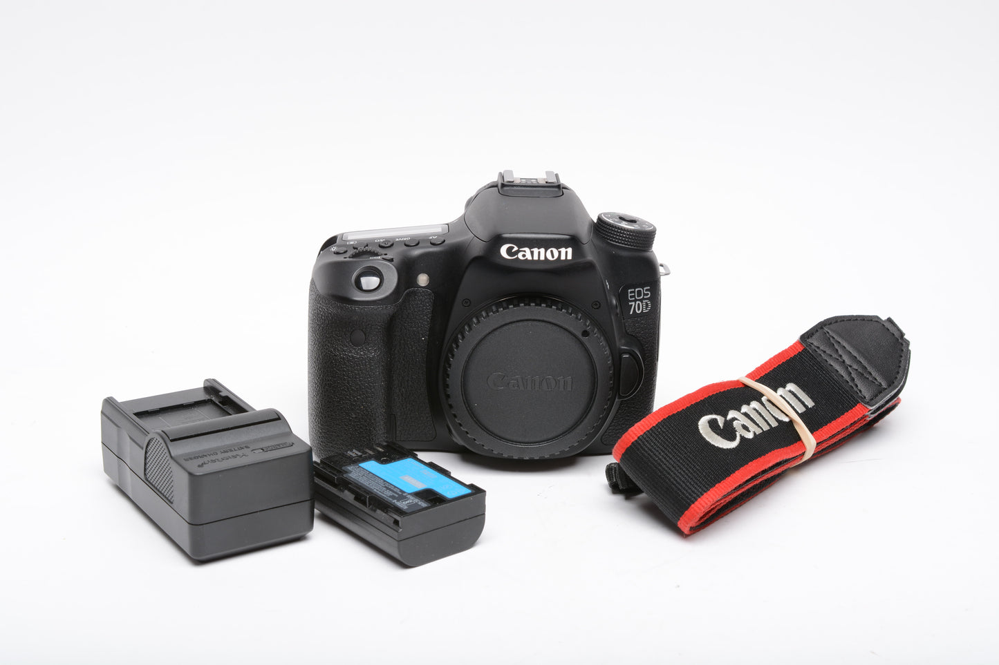Canon EOS 70D DSLR Body w/Batt, charger, strap, Only 13,367 Acts