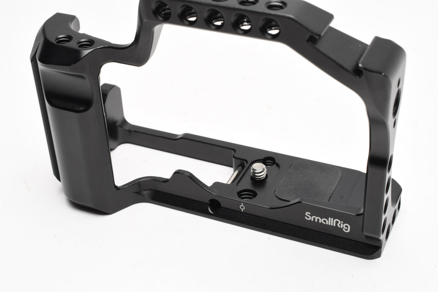 SmallRig Camera Cage with Integrated Grip for Canon M50/M50 II/M5, Clean