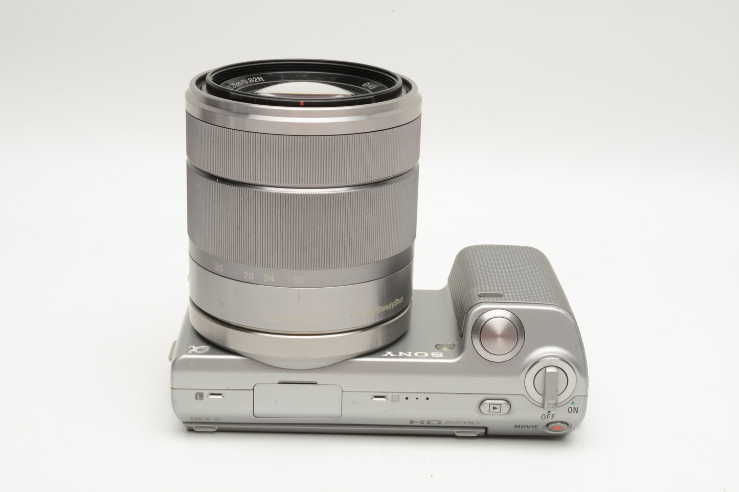 Sony NEX 5 Mirrorless w/18-55mm f3.5-5.6 zoom, 2batts, charger, flash, case