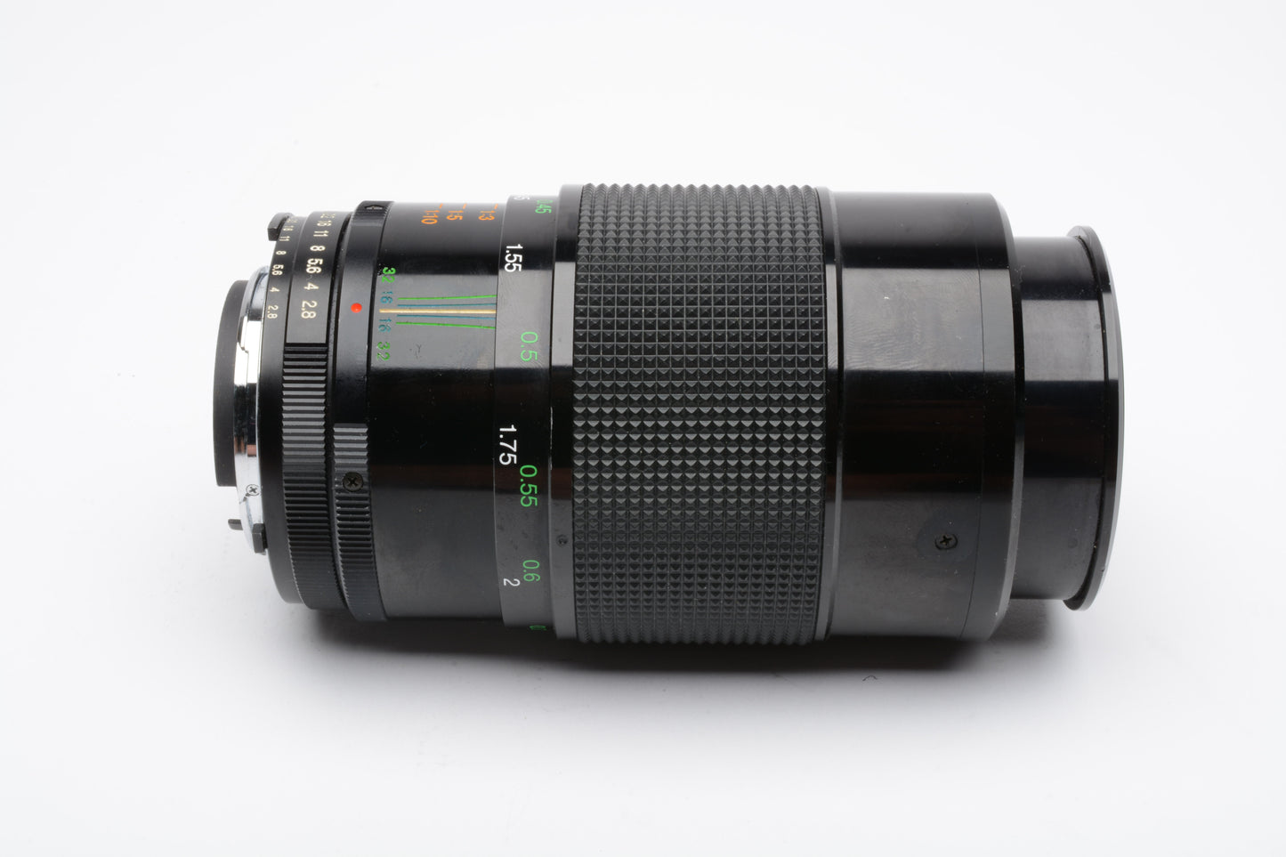 Vivitar 100mm f2.8 1:1 Macro lens for Nikon F Mount Ai-S, caps, UV, manual, sharp!