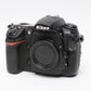 Nikon D300S DSLR Body, batt, charger, Only 9005 Acts!