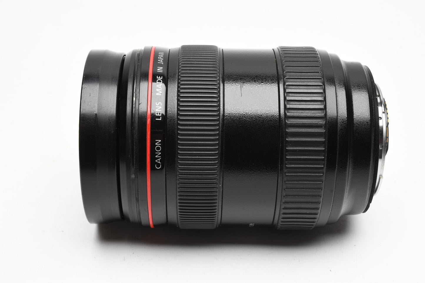 Canon EF 24-70mm f2.8L USM zoom lens, very sharp, Good!