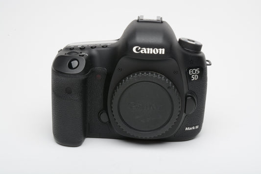 Canon EOS 5D Mark III 22.3MP DSLR Body, 2batts, Charger, Only 13,363 Acts!