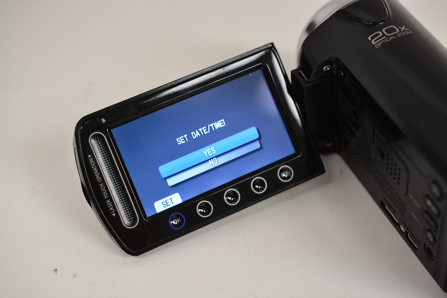 JVC Everio GZ-HM320BU HD 8GB internal Digital Camcorder + SD, Tested