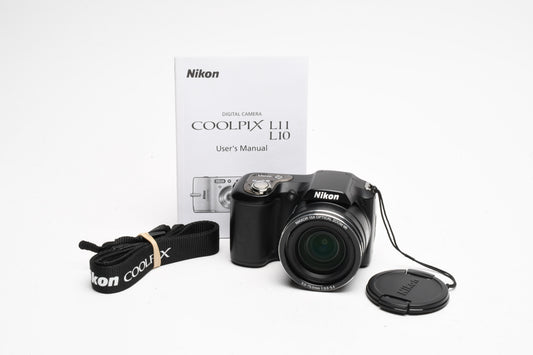 Nikon Coolpix L100 10MP Digital Point&Shoot camera, strap+manual, Great!