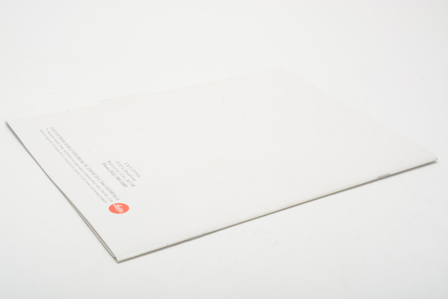 The Leica R5 Sales Brochure, Clean