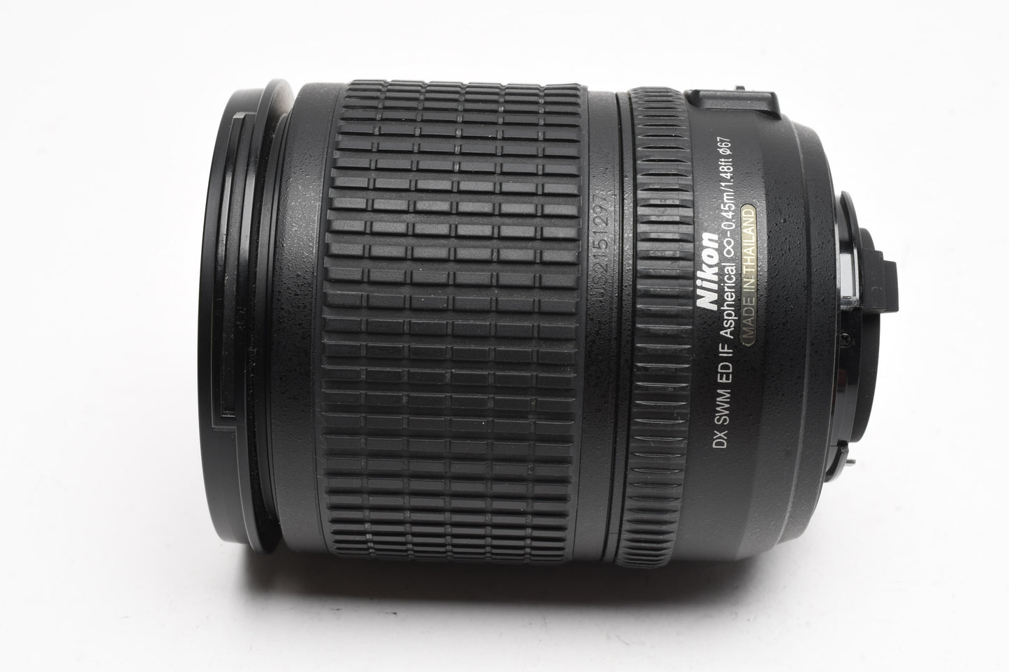 Nikon AF-S Nikkor 18-135mm f3.5-5.6G ED zoom lens, caps, UV, Great