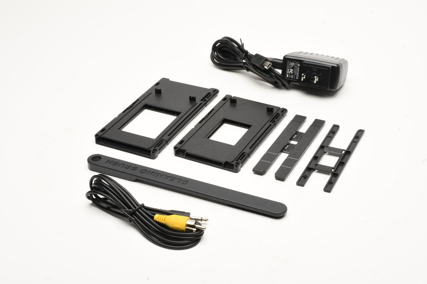 Jumbl 126KPK 22MP Film Scanner, 5" Display, HDMI, for 35mm Film & Slides, Boxed