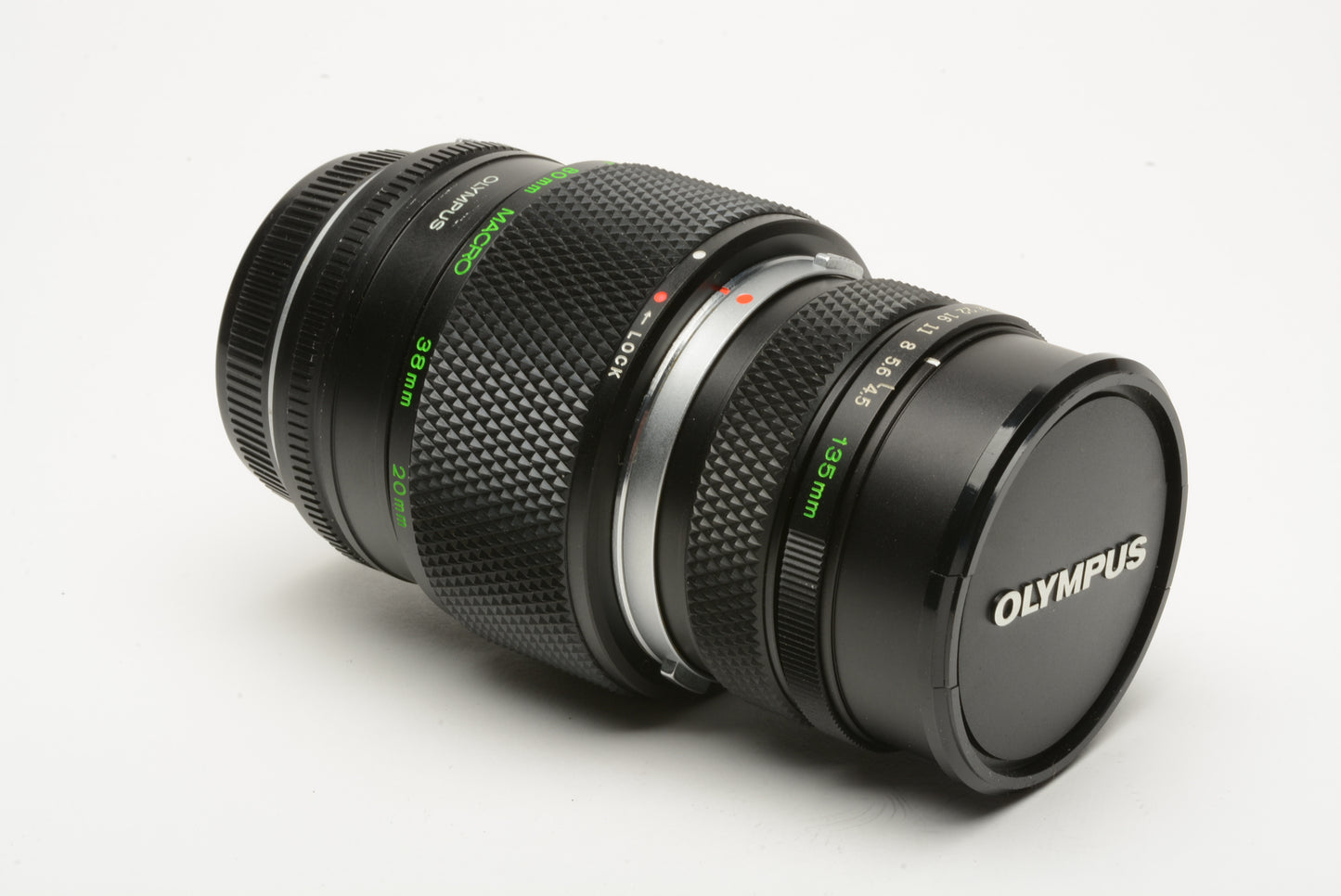 Olympus OM-System Zuiko Auto-Macro 135mm f4.5 w/65-116 Extension tube, clean!