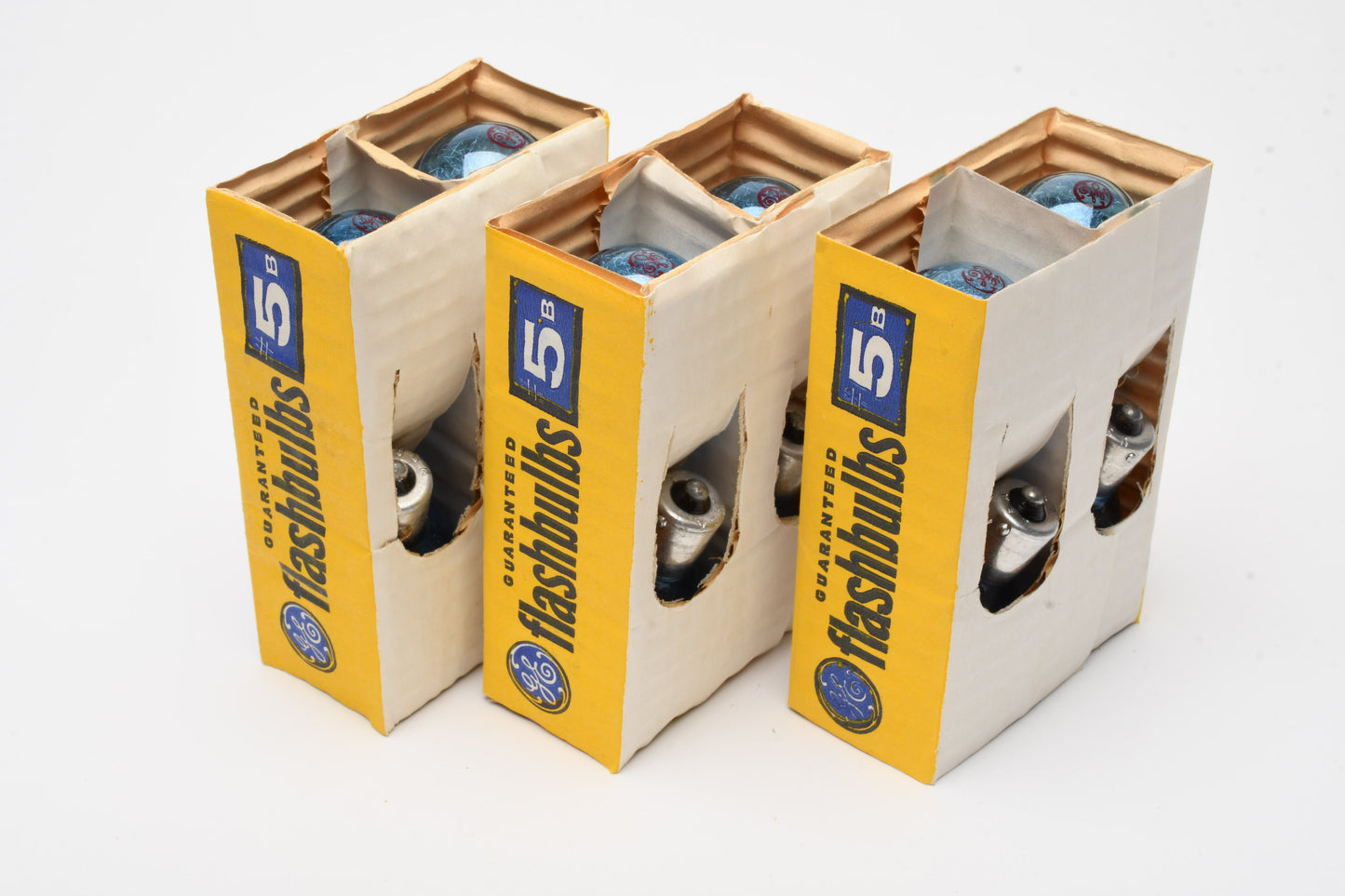 12X GE 5B Flash bulbs (Blue) in box - New