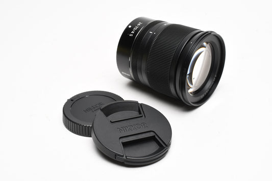 Nikon Nikkor Z 24-70mm f4 S zoom lens Mint-, Barely used, w/Caps
