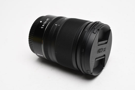 Nikon Nikkor Z 24-70mm f4 S zoom lens Mint-, Barely used, w/Caps