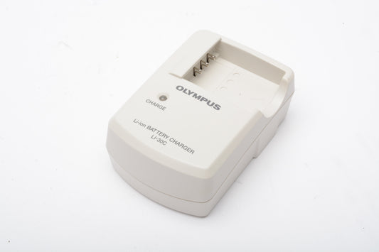 Olympus Li-30C Charger for LI-30B battery Stylus Verve Digital S, NIB