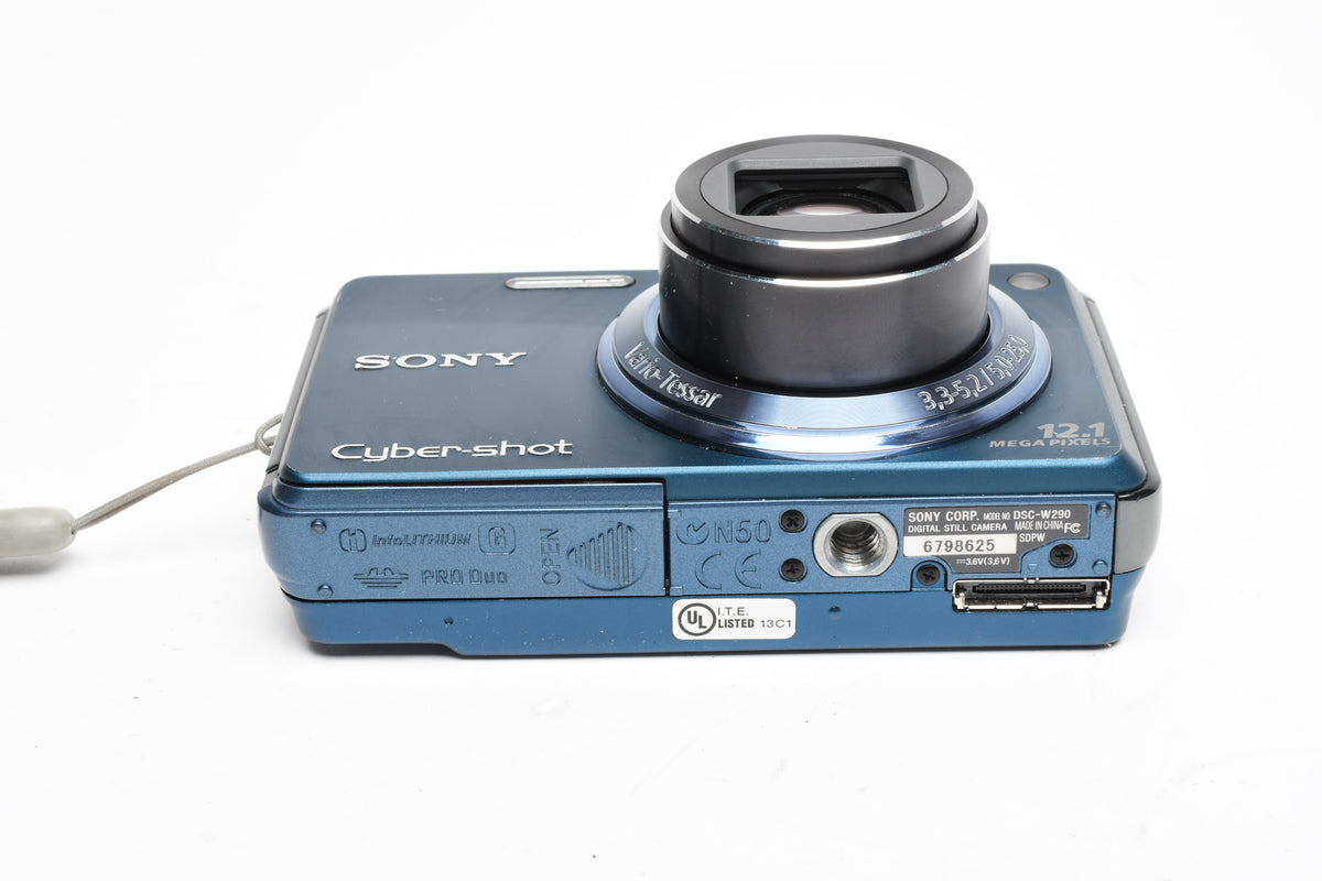 Sony DSC-W290 12.1MP Digital Point&Shoot camera, batt+charger+8GB Pro Duo + Case