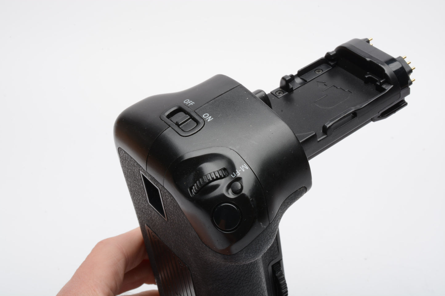 Vello BG-C14 Battery Grip for Canon EOS 5D Mark IV, Tested, clean